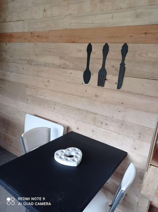 Le P'Tit Nid : Mini Loft Pour 2 A 4 Personnes Villa Tellin Bagian luar foto