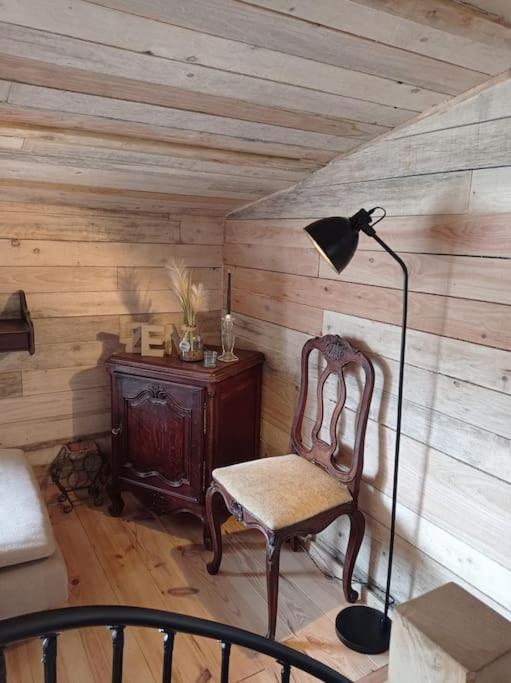 Le P'Tit Nid : Mini Loft Pour 2 A 4 Personnes Villa Tellin Bagian luar foto